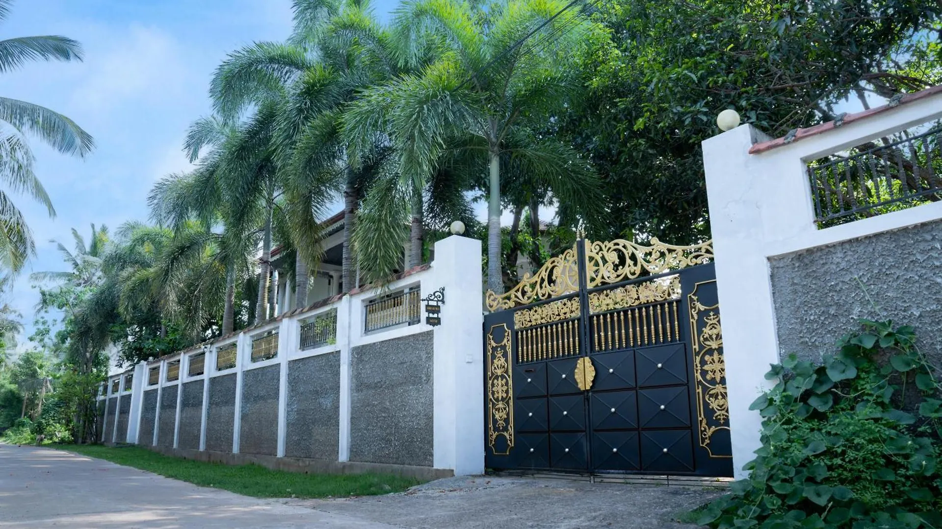 Villa Ceylonia Negombo Bed and breakfast